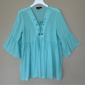 Suzanne Betro Women 1X Babydoll Tunic Top Pastel Baby Blue Bell Sleeves Lace Up